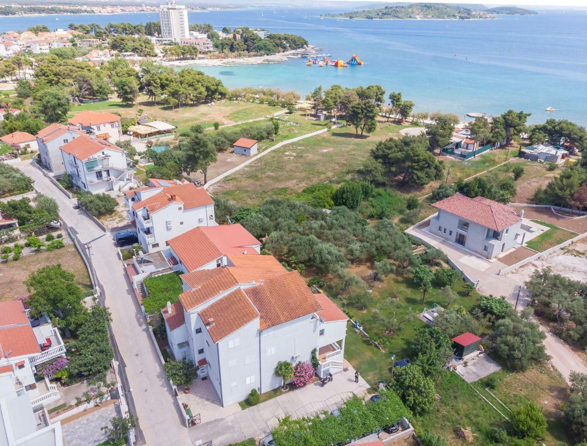 Apartments And Rooms On The Beach Vodice Exterior photo